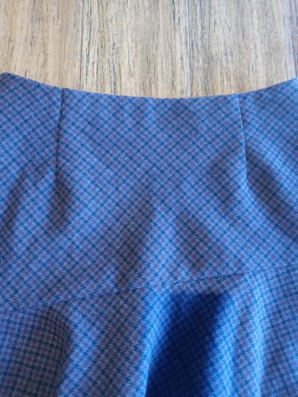 UNIQLO flare skort wool blend in dark brown checked (XS) - Picture 13 of 16